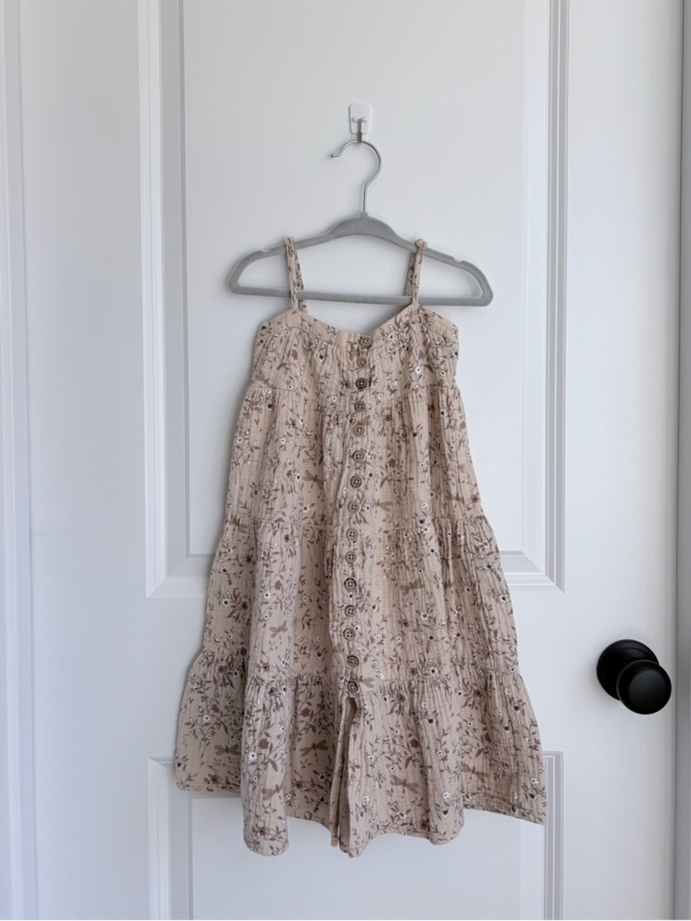 🦋Rylee + Cru Beige Dragonfly Tiered Maxi Dress